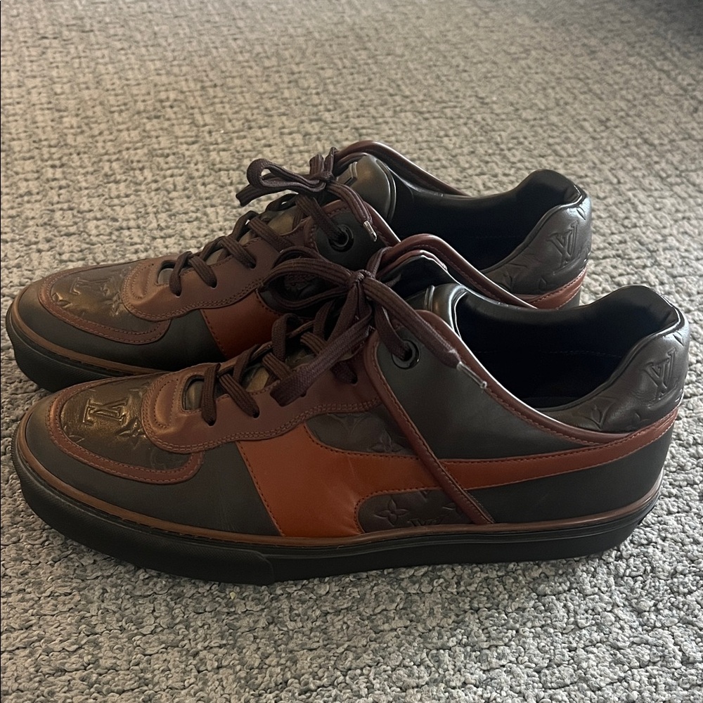 Men's Luxurious Designer Louie Vuitton Brown Sneakers